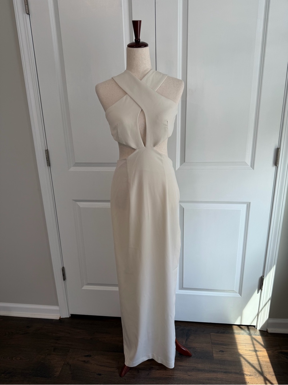 Solace London Criss Cross Front Cutout Maxi Dress White Bridal Size 4